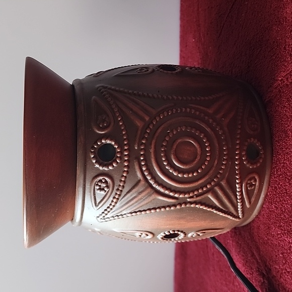 Deluxe Scentsy Warmer Pressed  Penny. - Picture 6 of 11